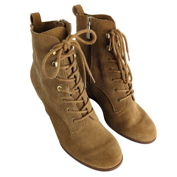 BCBGeneration Wiley Suede Leather Wedge Ankle Boots Women's 7 Booties Side Zip - Picture 2 of 8